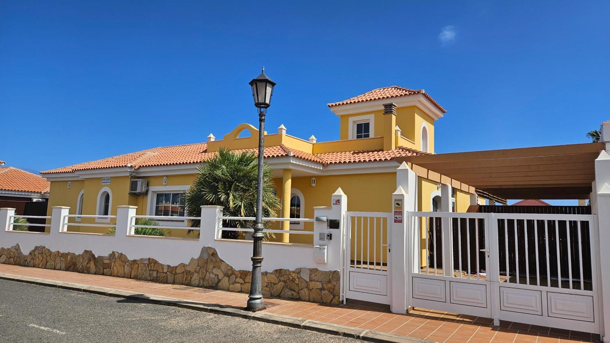 Villa Bonita On Golf In El Descanso ,Caleta Fuste-Fuerteventura Калета-де-Фусте Экстерьер фото